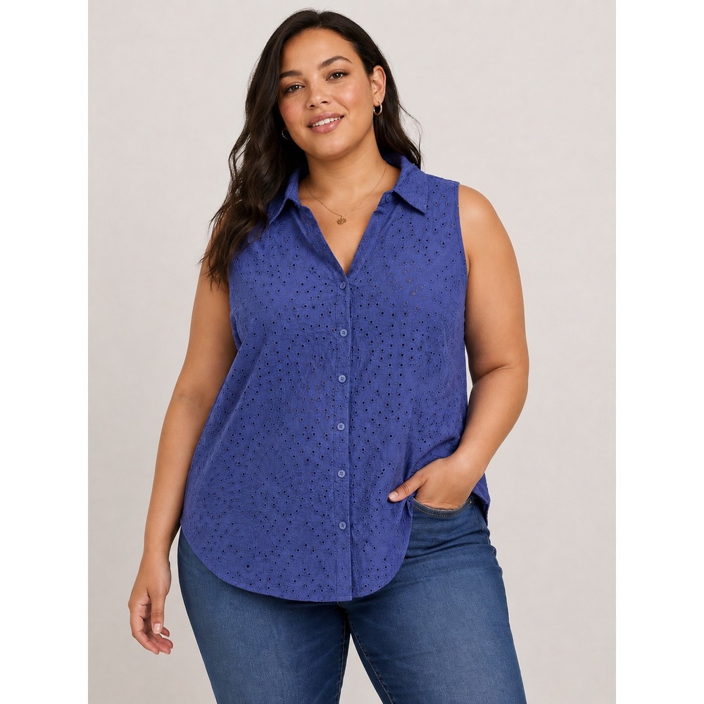 Torrid Navy Blue Cotton Eyelet Lace Button Down Sleeveless Shirt Top Size 0 L
